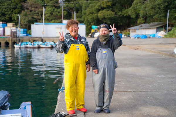 笑顔の田中さんと西地さん