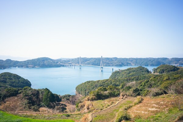 鷹島と佐賀県・唐津を繋ぐ鷹島肥前大橋